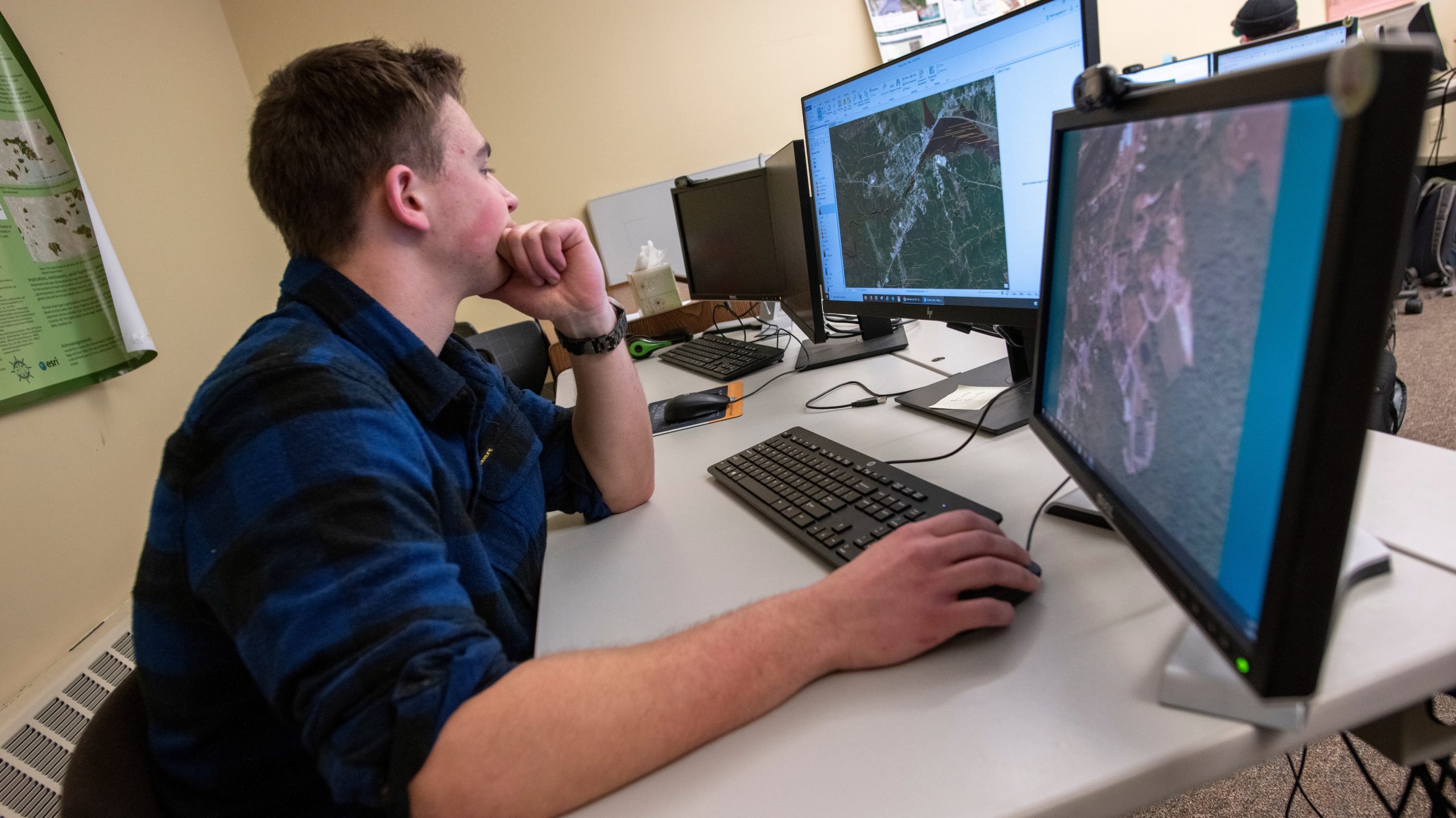 Student taking a Geographic Information Systems class online